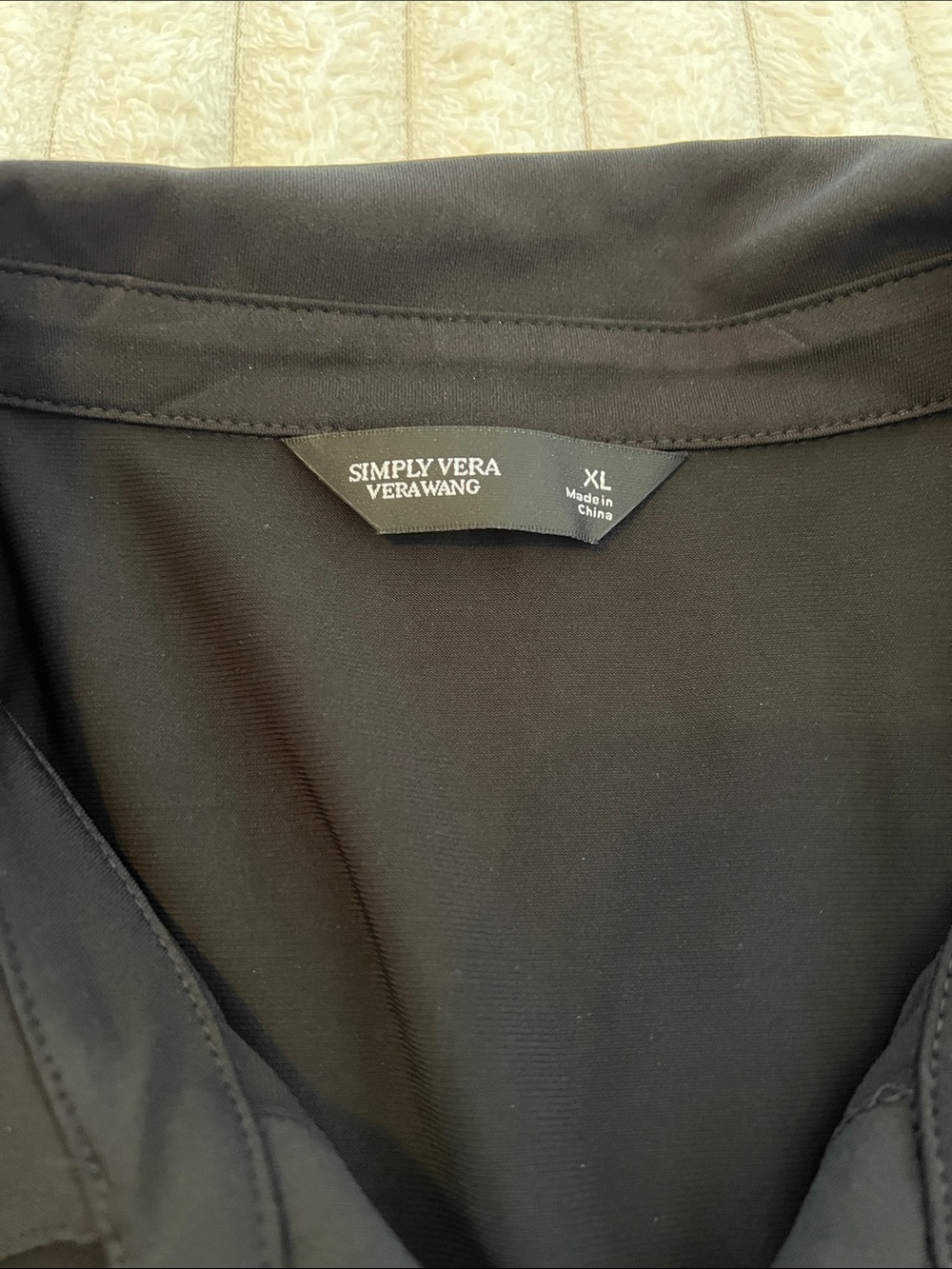 Simply Vera Vera Wang Black Ruched Button-Front Short Sleeve Shirt - Picture 2 of 6